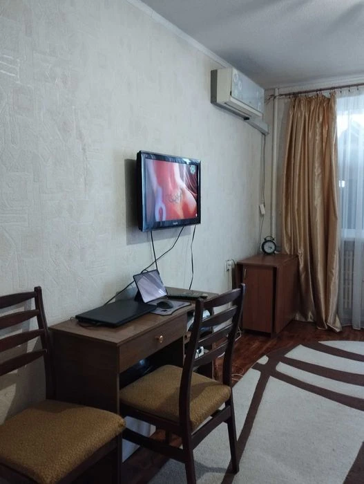 Metro Kholodnaya Gora for sale 2-room apartment.