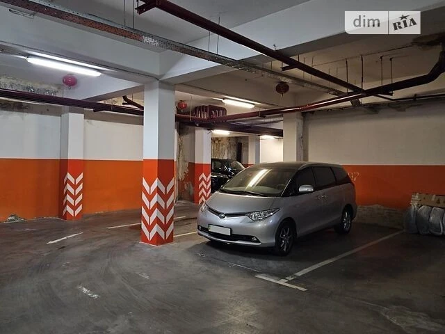 Apartment for sale 155 sq. m. with high-quality renovation and furniture in Zh