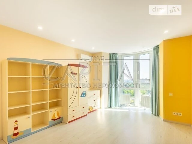 Sale of 3-room apartment 86 sq. m on Kharkivske highway 182 • ID 3469
