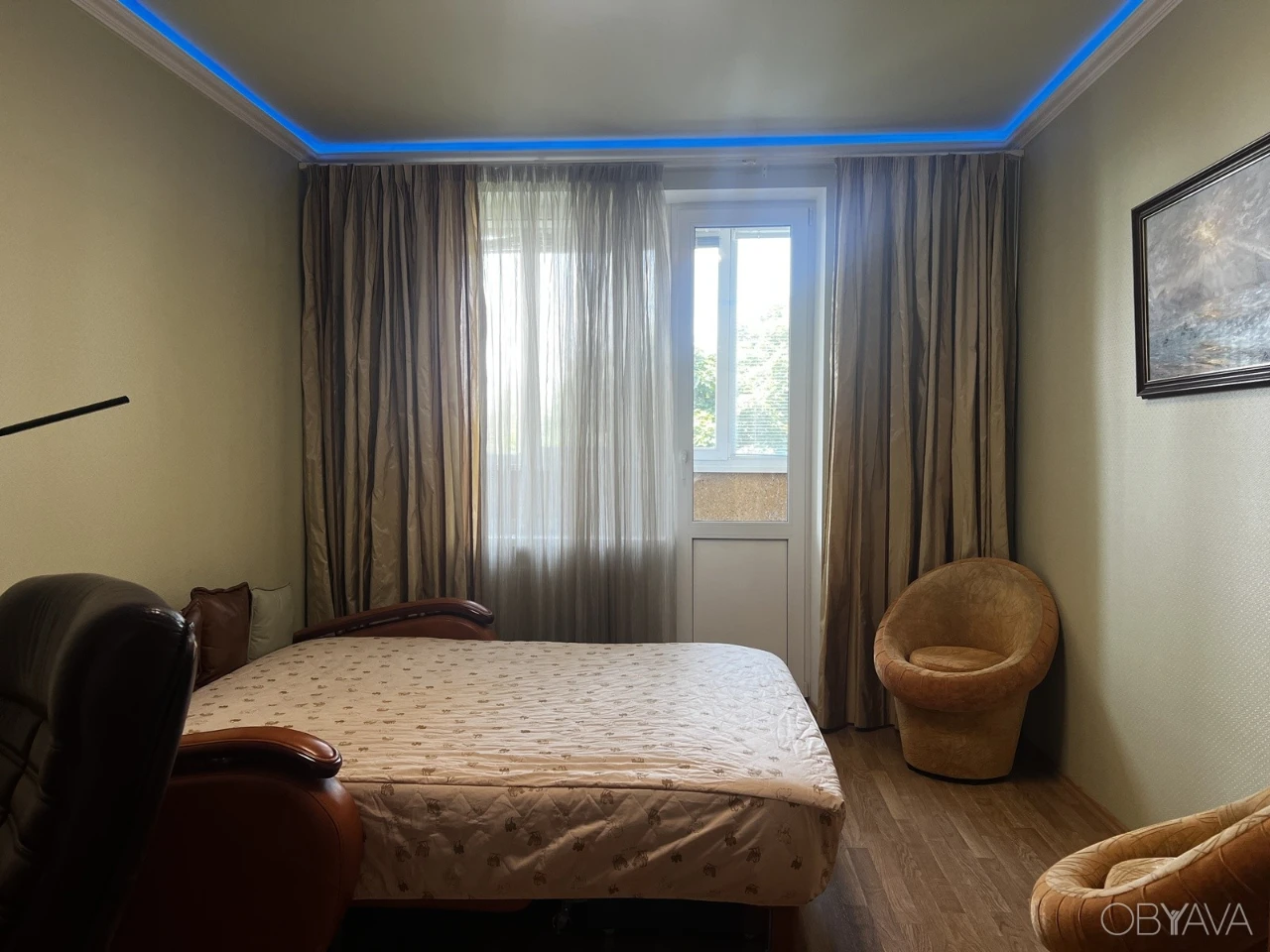 For sale a large 5-room apartment with European renovation, Sal Street