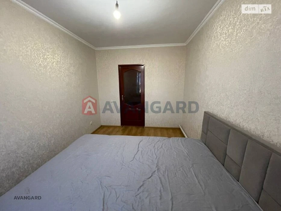 Продам 4к квартиру в элитном районе Винницы.