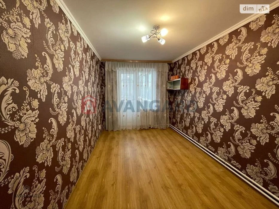 Продам 4к квартиру в элитном районе Винницы.