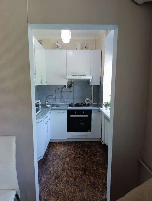 Продажа 2 комнатной квартиры ,район Титова ( Независимости) 2
