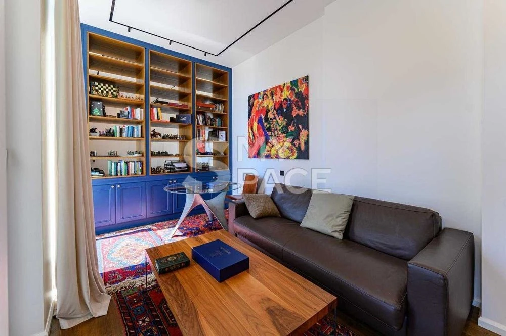 Elite 4-room apartment in Hidden residential complex, Vidovaya on Botanichnyi