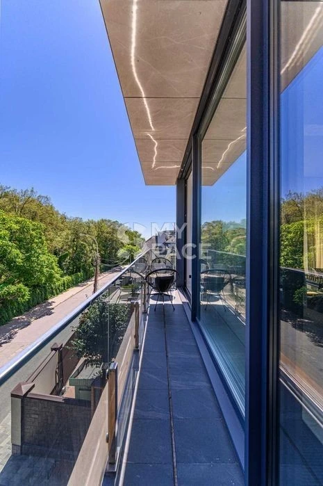 Elite 4-room apartment in Hidden residential complex, Vidovaya on Botanichnyi