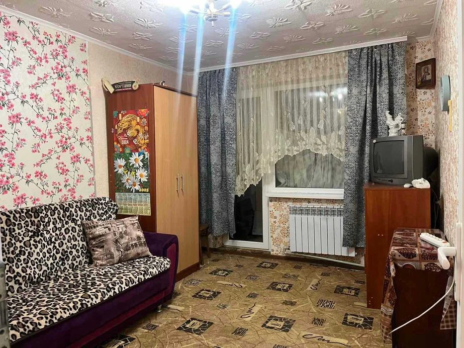 Можно под ваучер, есть восстановление. Двухкомнатная квартира где есть в