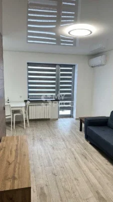 Продаж 1к квартири 32 кв. м на вул. Кирилівська • ID 3465816