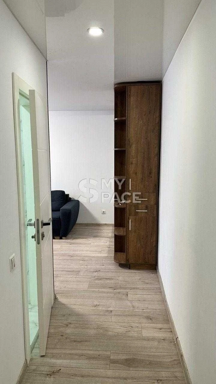 Продаж 1к квартири 32 кв. м на вул. Кирилівська • ID 3465816