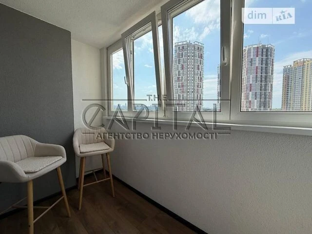 Sale of 2-room apartment 50 sq. m. on Mykilsko-Slobidska Street 10