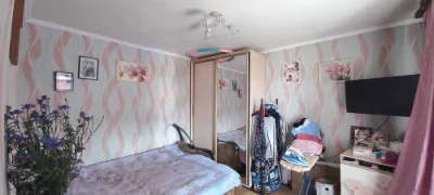 I am selling a spacious 2-room apartment of 58m² in a brick house (kitchen