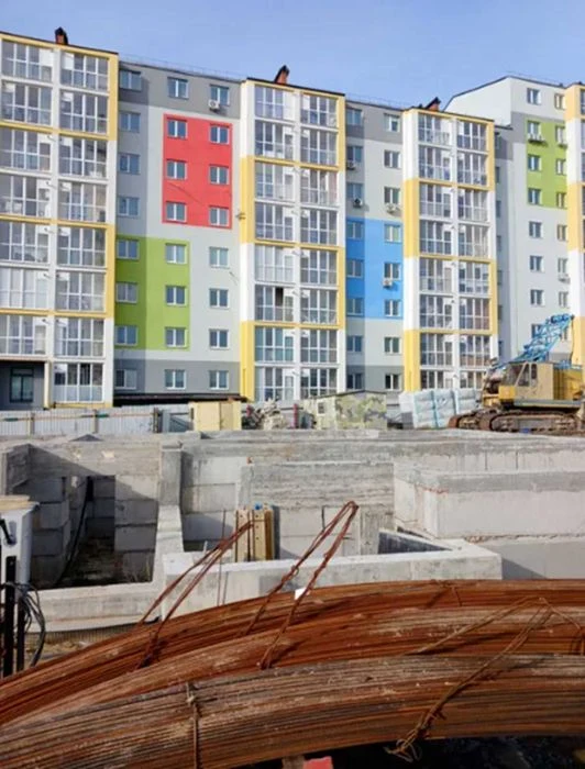Продається двокімнатна квартира  ЖБК ' Барський '