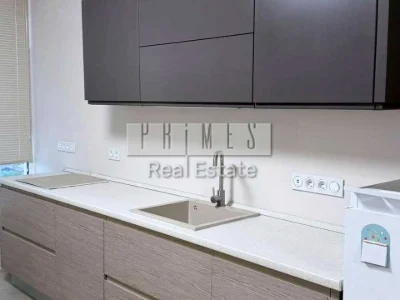 Apartment. Kyiv, Sobornosti Ave. (Vozzyednats'nykh), 17 k.