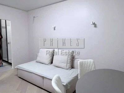 Apartment. Kyiv, Sobornosti Ave. (Vozzyednats'nykh), 17 k.