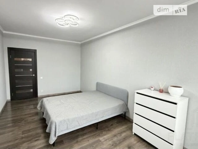 Sale of 1-room apartment 47.5 sq. m. on Akhmatova Anna St. 32/18 •
