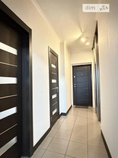 Sale of 1-room apartment 47.5 sq. m. on Akhmatova Anna St. 32/18 •