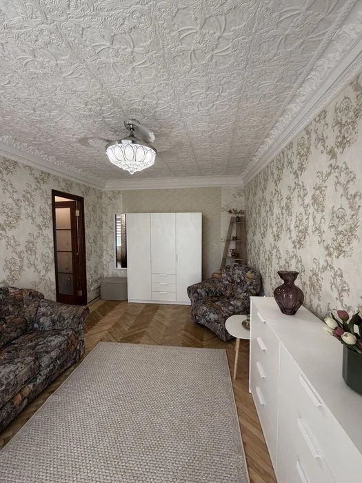 Продажа 1к квартира с ремонтом, Нивки, Выговского 10