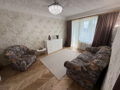 Продаж 1 к квартира з ремонтом, Нивки, Виговського 10