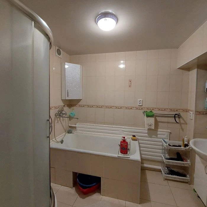 Продаж будинку р-н Казбет, вул. Василини. Будинок реальний.