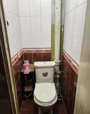 3-room apartment for sale st. Poznyaki metro station
