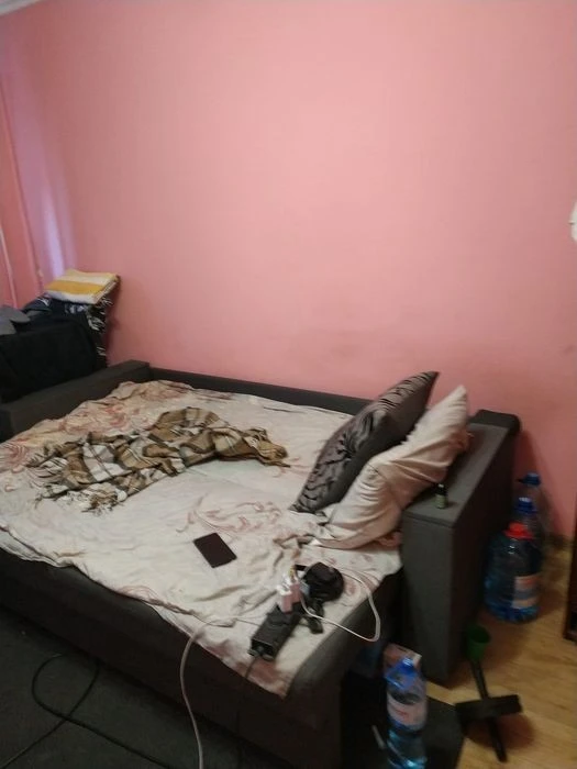 3-room apartment for sale st. Poznyaki metro station