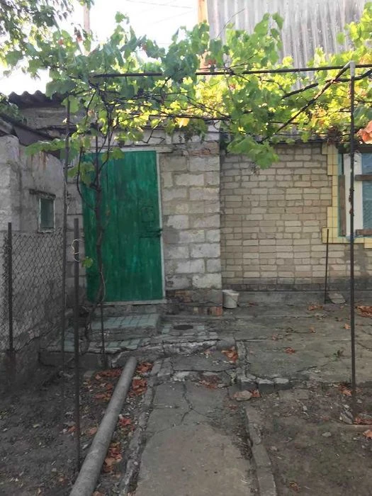 I will sell a country house on the street Olimpiyskaya 6 acres