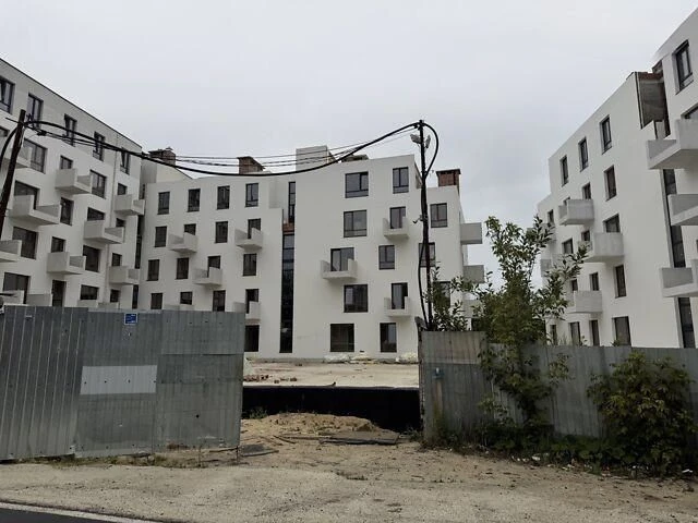 For sale 2-room apartment 82.50 m² 3/3c Pylypa Orlyka St. 10200