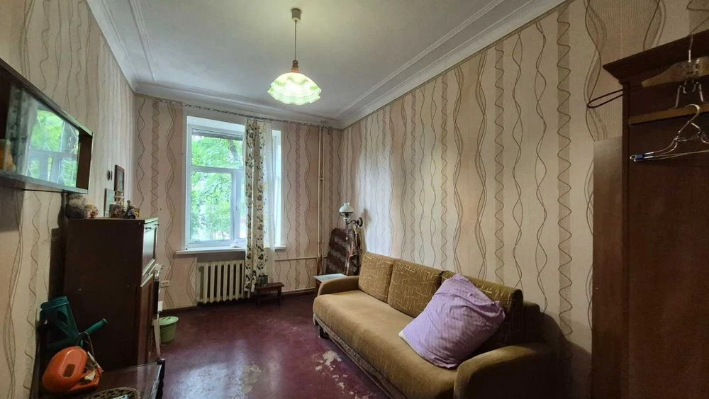 *SALE of a full-size 2-room apartment, on Oleksa Street