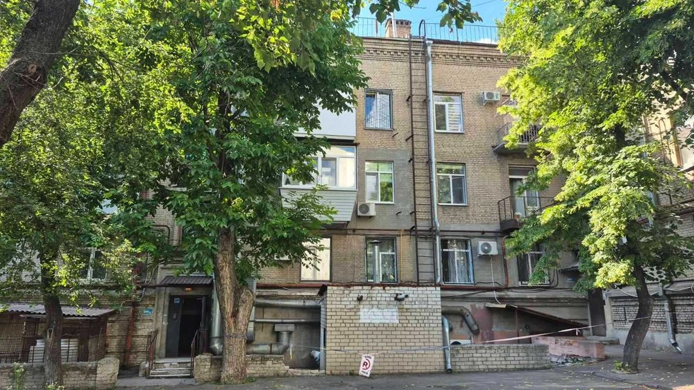 *SALE of a full-size 2-room apartment, on Oleksa Street