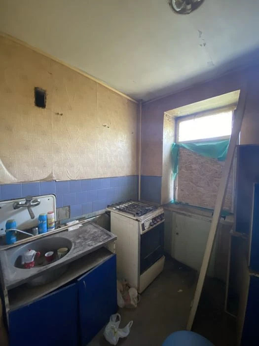 I will sell 1 square meter of Uzbekistan house 9