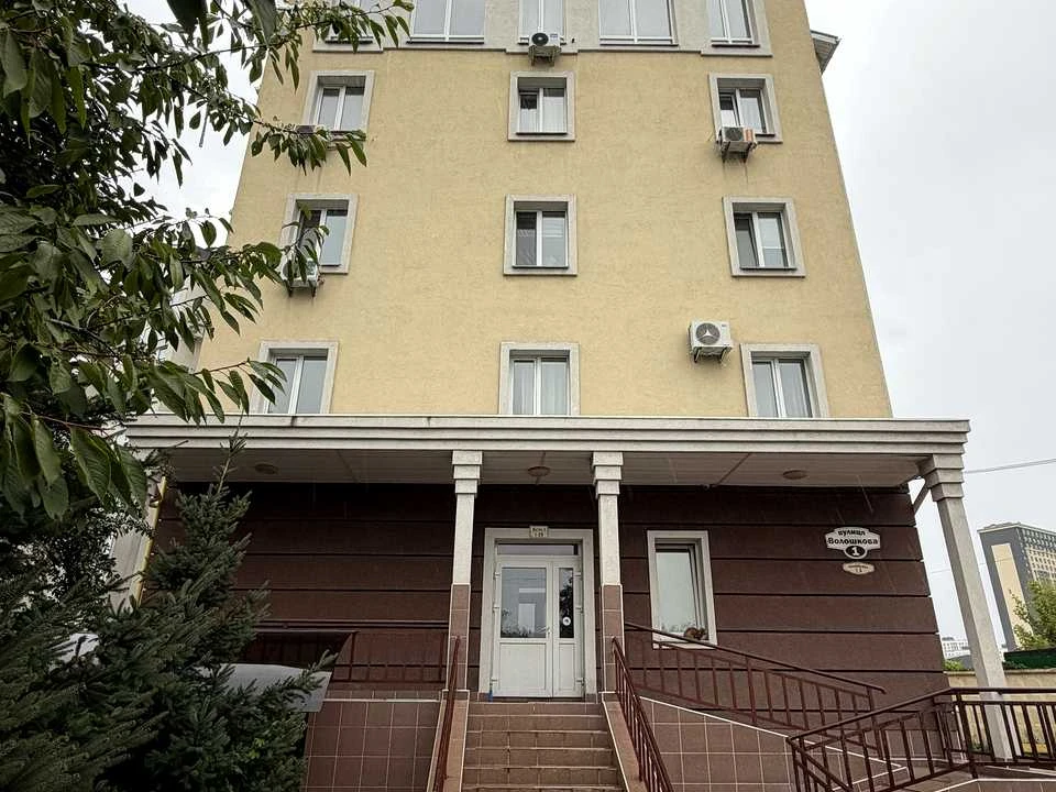 Apartment. Kyiv, Voloshkova St.