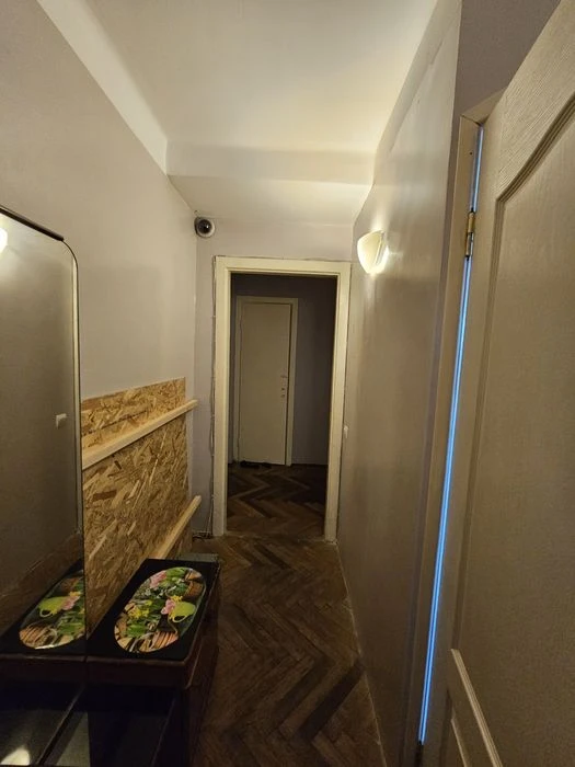 3-room apartment, 89 Holosiivskyi Ave., Vystavkovy