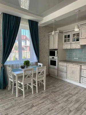 Продаж будинку,вул. Селекційна