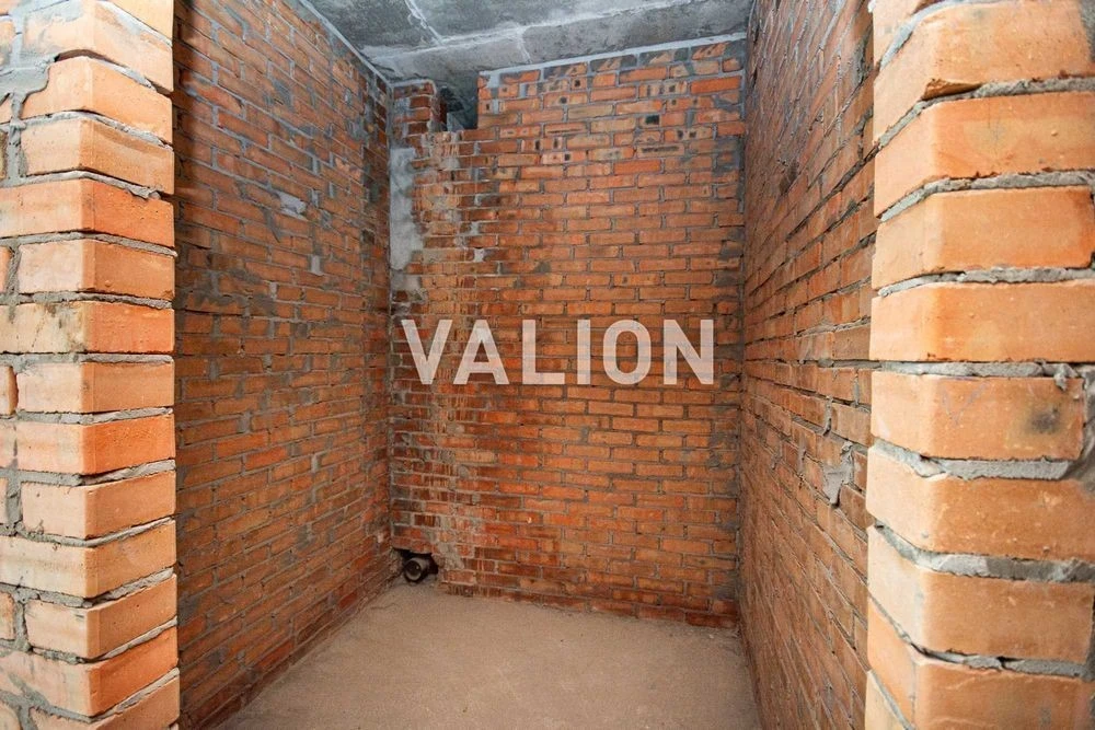 I will sell a 2-room apartment without% in the residential complex A136 Antonovych Street