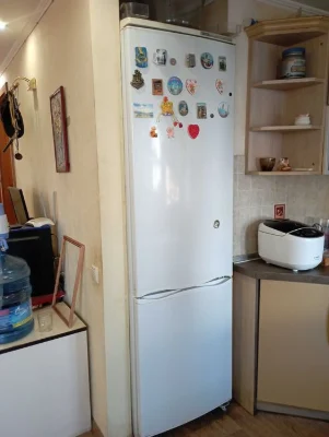 Продам 2 кв.на пр.Б.Хмельницького.