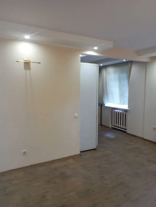 Продам 2 кв.на пр.Б.Хмельницького.
