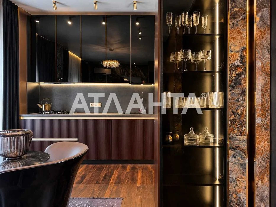 2-level penthouse, direct sea view! Eurorenovation in 2026