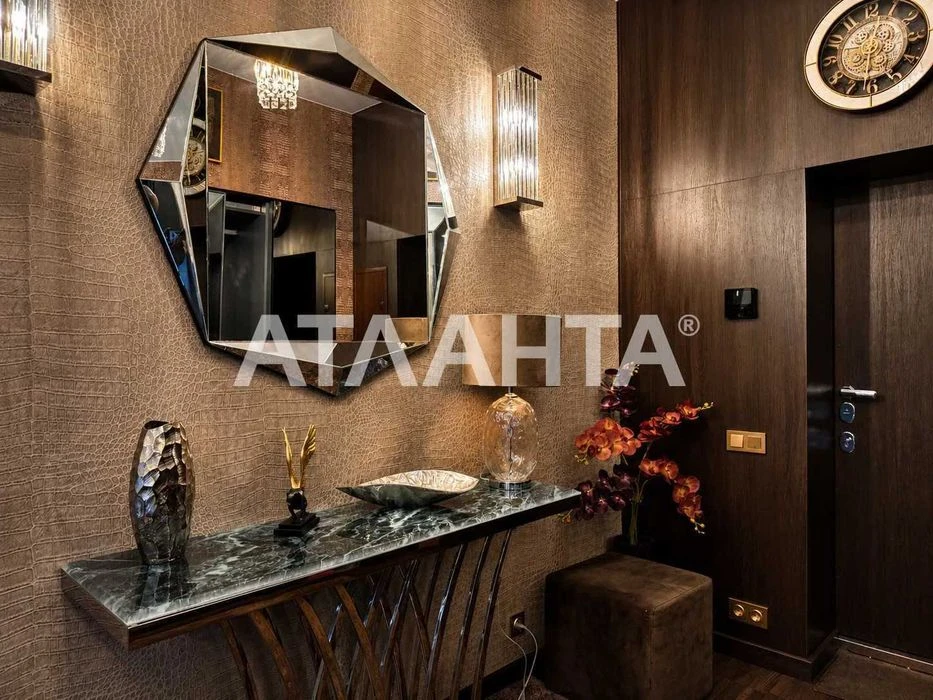 2-level penthouse, direct sea view! Eurorenovation in 2026