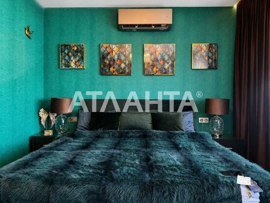 2-level penthouse, direct sea view! Eurorenovation in 2026