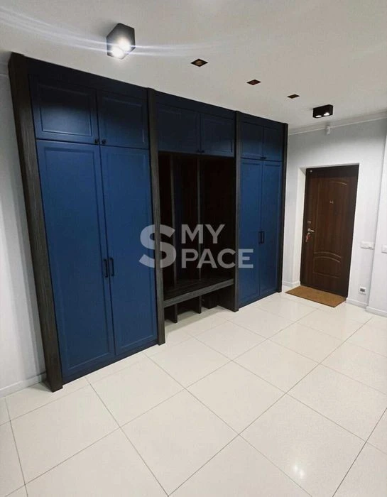 For sale! 3 rooms 115m2 2nd floor. Akhmatova 13d | Dragomanova | Grigor