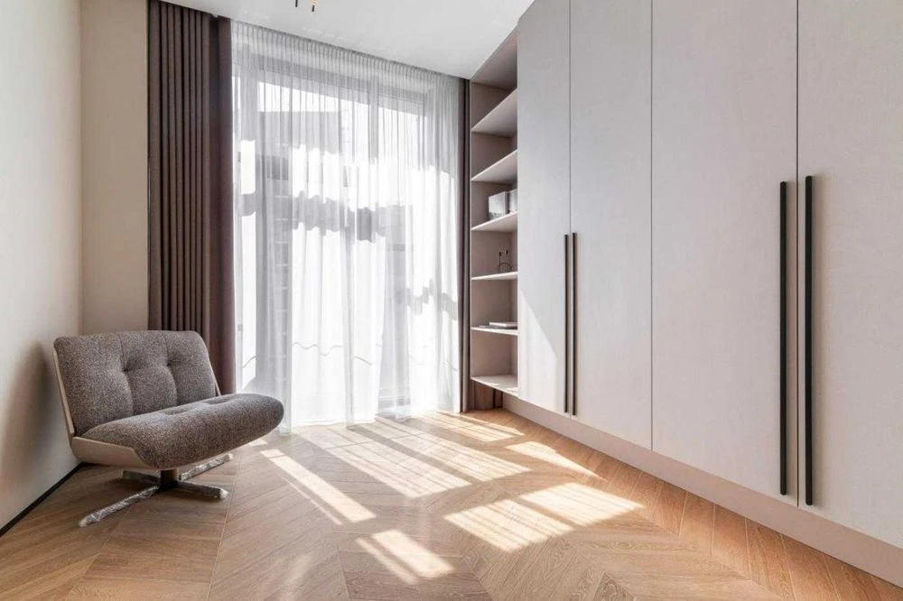 Sale of the 4th apartment Verkhoglyada 19 A (Dragomyrov) residential complex Novo