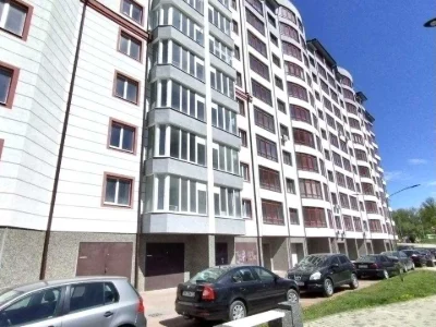 Apartment. Ivano-Frankivsk, Halytska St., (House)