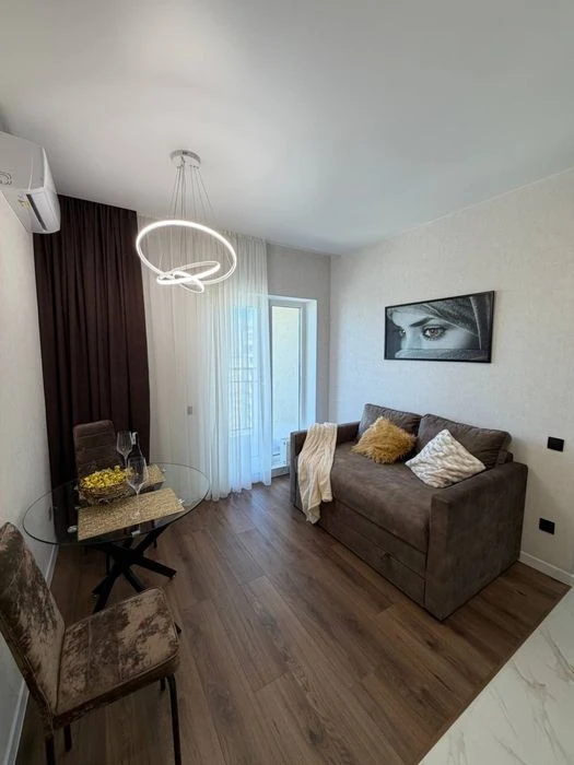 Продам квартиру Краснова Кадор 60 Жемчужина Kadorr City