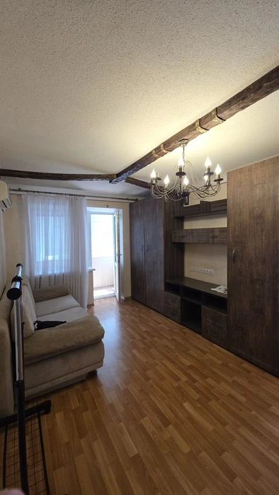 For sale: 2-room apartment with renovation Right Bank