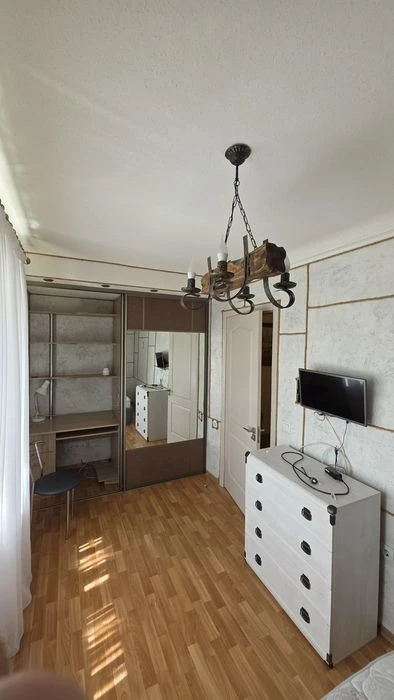 For sale: 2-room apartment with renovation Right Bank