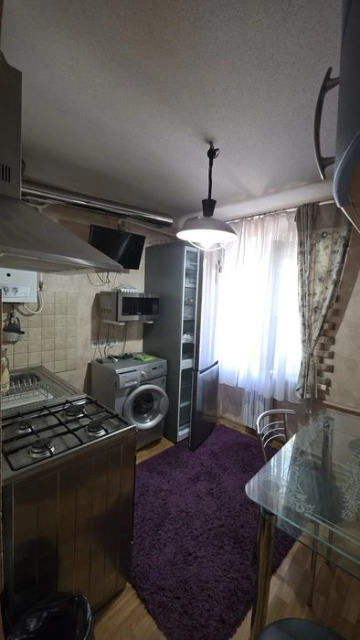 For sale: 2-room apartment with renovation Right Bank