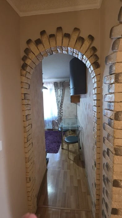 For sale: 2-room apartment with renovation Right Bank