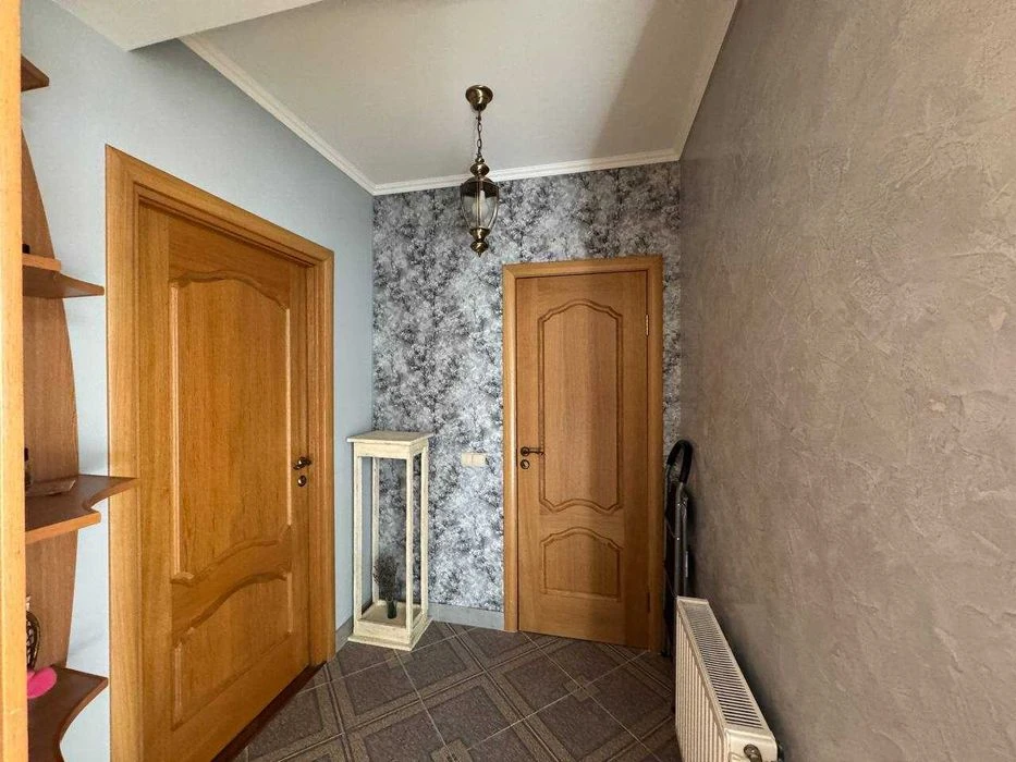 Sale of a 4-room apartment 137.3m2 on Zelena Park P street