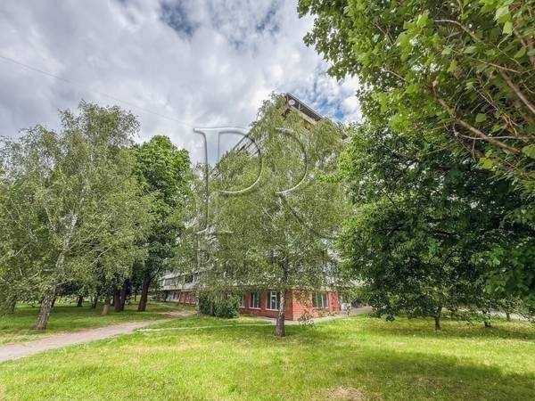 3-room apartment for sale 77 m², Mykola Ushakova St., 12