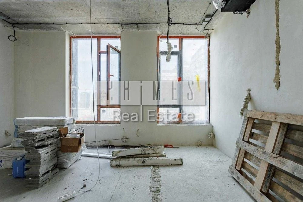 Trinyti TRIIINITY sale of a 4-room apartment without repair