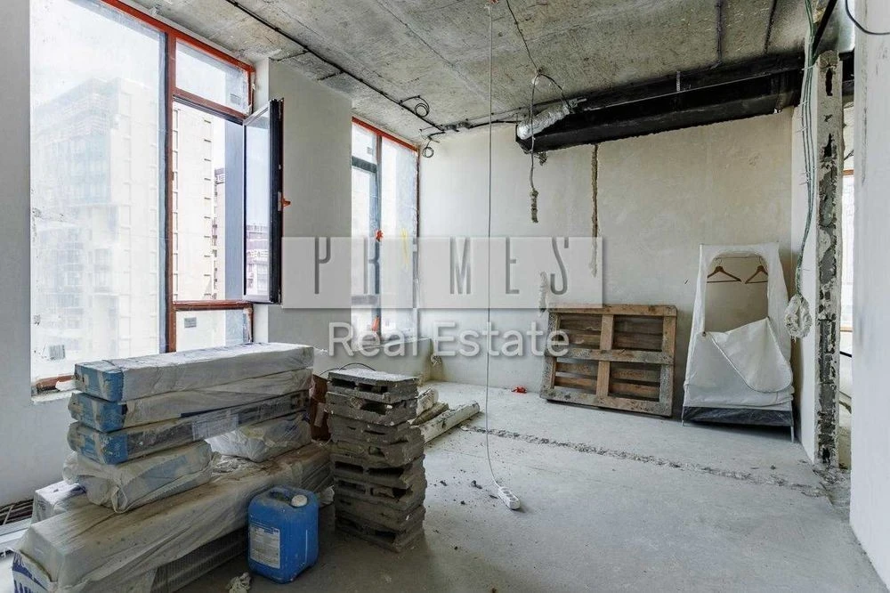 Trinyti TRIIINITY sale of a 4-room apartment without repair